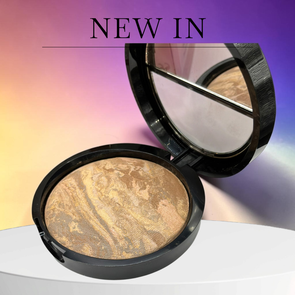 Laura Geller Baked Balance-N-Glow Illuminating Foundation Medium - Picture 3 of 6